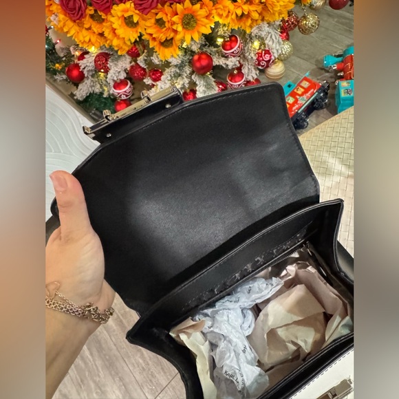 SALE🤍KARL LAGERFELD Paris linette leather satchel 🍒 - Picture 8 of 14